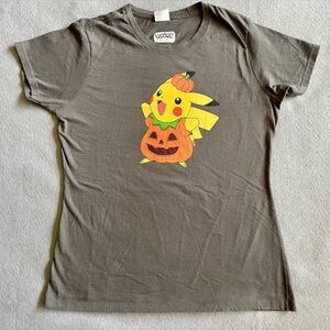 Pokemon Pikachu Women’s T-shirt Halloween Themed Gray Size Medium